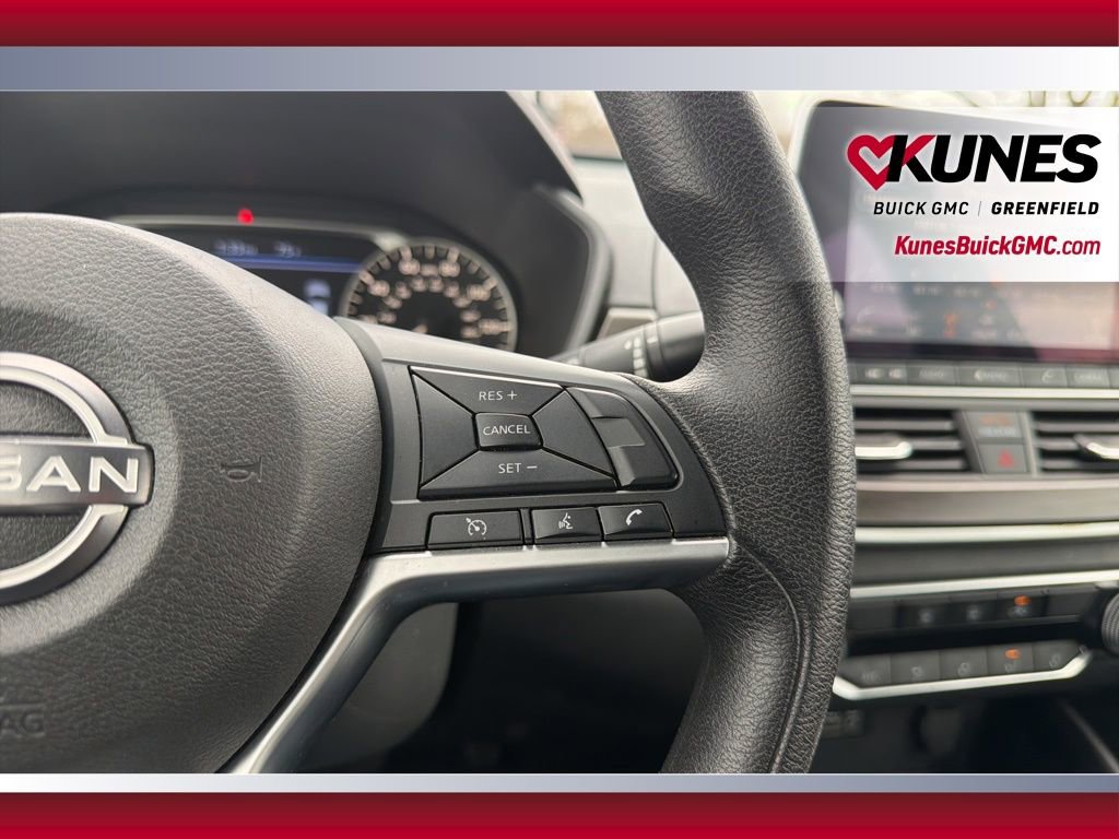 Used 2024 Nissan Altima 2.5 SV image 20