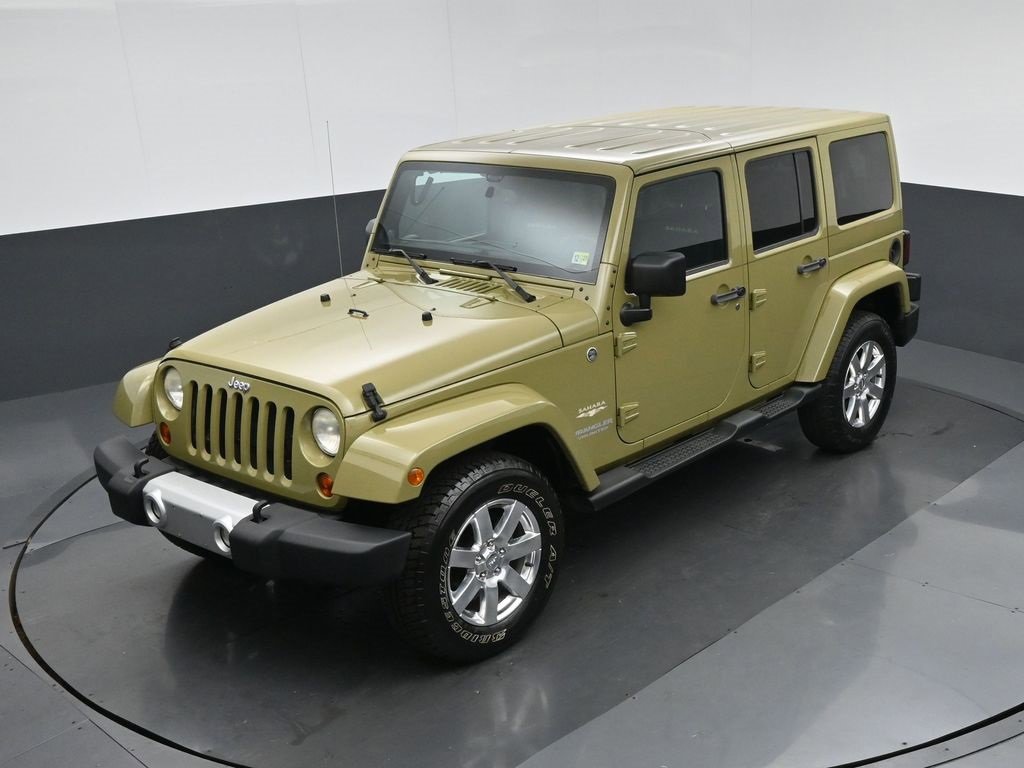 Used 2013 Jeep Wrangler Unlimited Sahara w/ Connectivity Group image 47