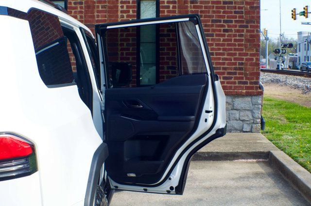 Used 2024 Lexus GX 550 image 52