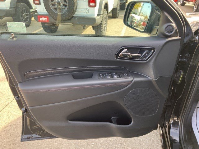 Certified 2022 Dodge Durango R/T w/ Blacktop Package image 9