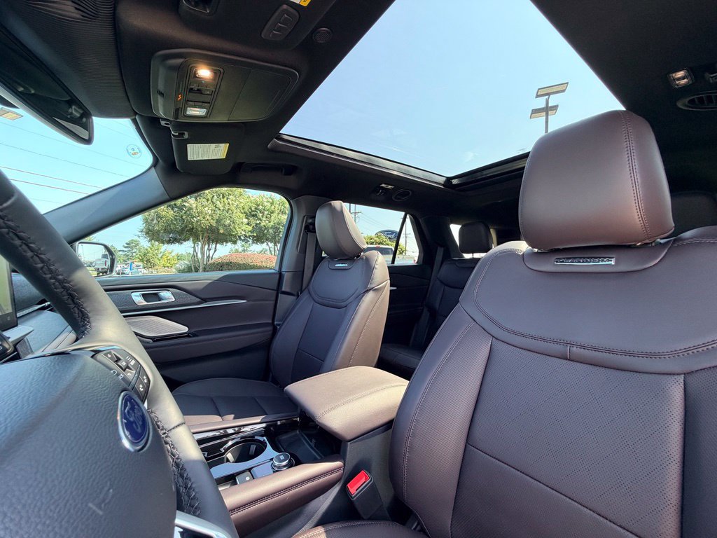New 2026 Ford Explorer Platinum RWD image 21