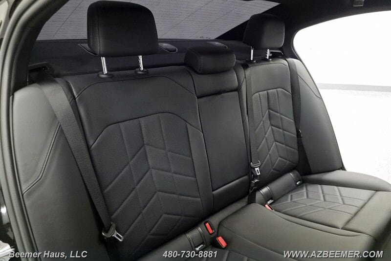 Used 2026 BMW 530i w/ M Sport Package RWD image 30