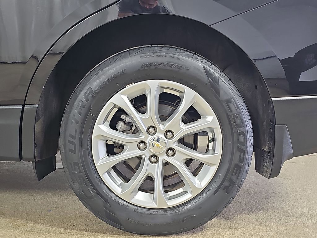 Used 2020 Chevrolet Equinox LT w/ Driver Convenience Package FWD image 38