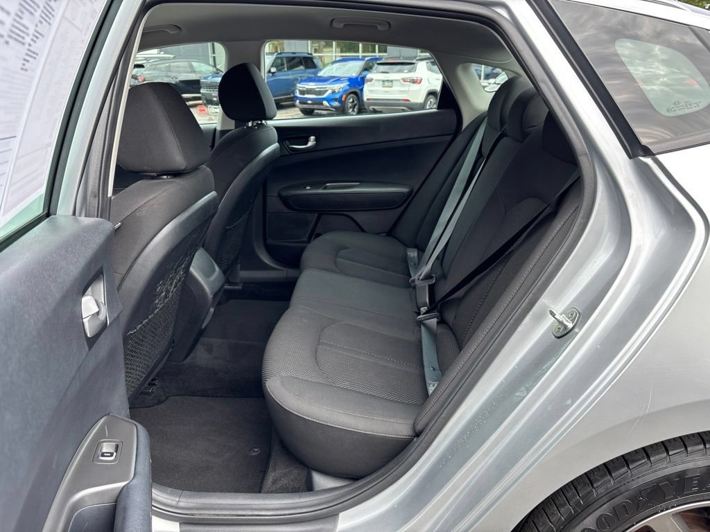 Used 2019 Kia Optima LX FWD image 16