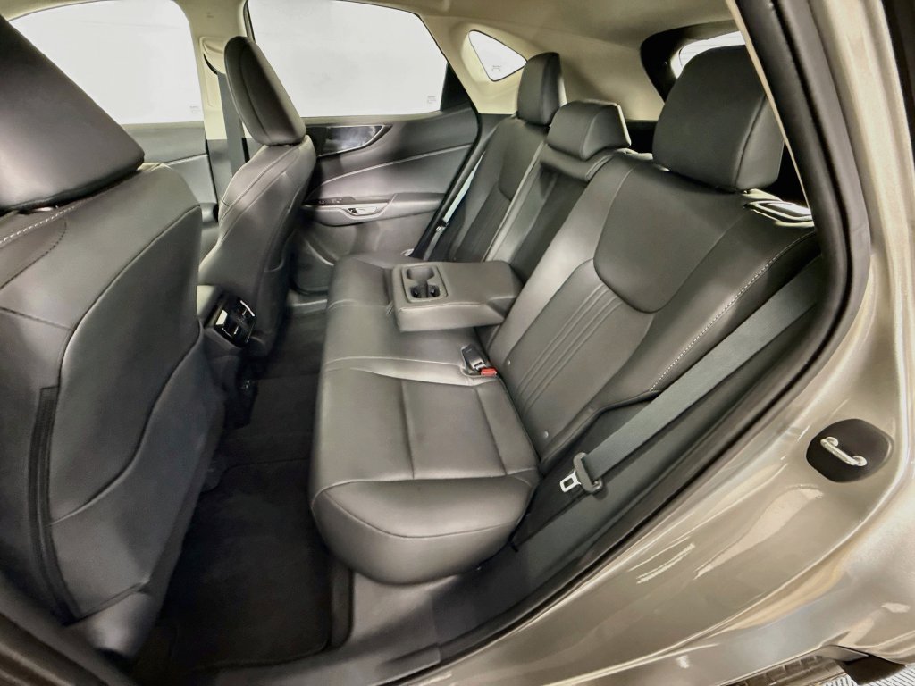 Certified 2025 Lexus NX 250 FWD w/ Accessory Package (Z1) image 24