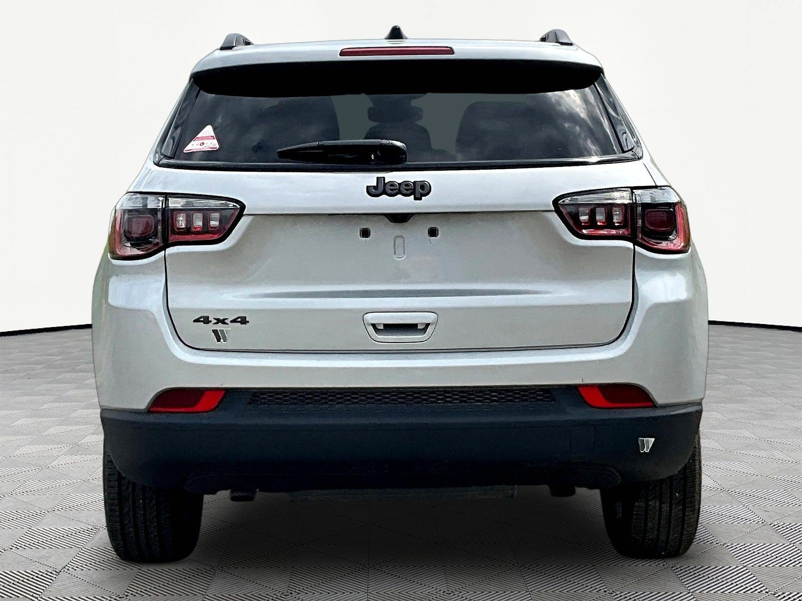 New 2026 Jeep Compass Latitude AWD/4WD image 5