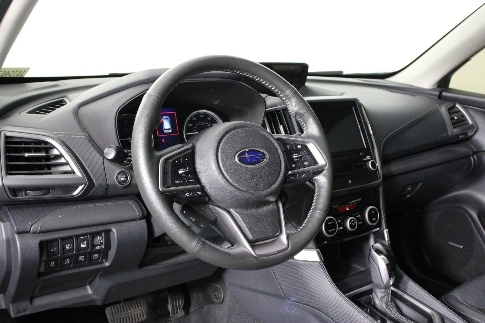 Used 2022 Subaru Forester Touring w/ Popular Package #3 AWD/4WD image 14
