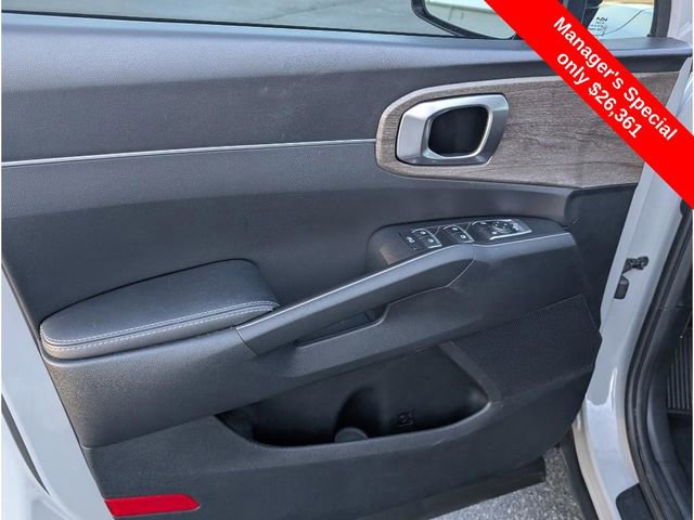 Certified 2022 Kia Sorento S w/ Option Group 015 image 16
