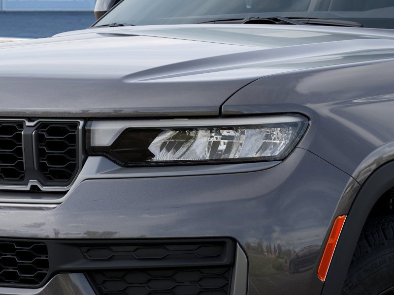 New 2026 Jeep Grand Cherokee L 4WD image 10
