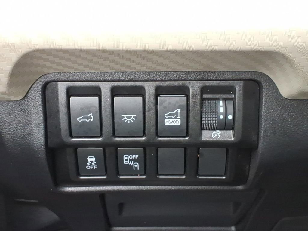 Used 2022 Subaru Ascent Premium w/ Convenience Package AWD/4WD image 18