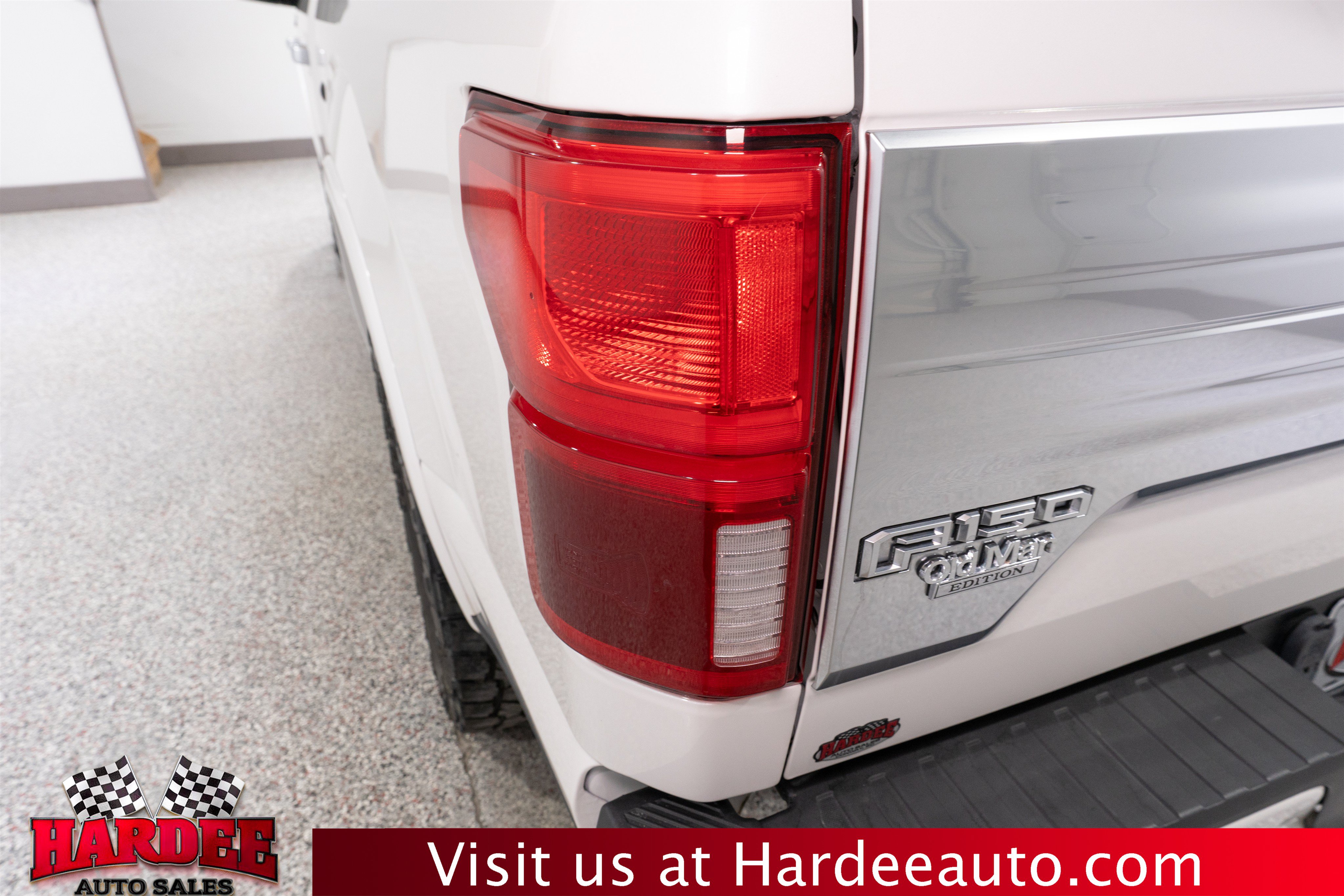 Used 2018 Ford F150 Limited w/ Trailer Tow Package AWD/4WD image 9