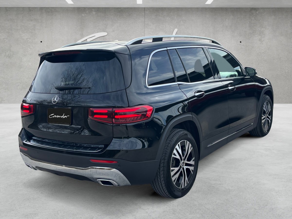 Used 2024 Mercedes-Benz GLB 250 image 19