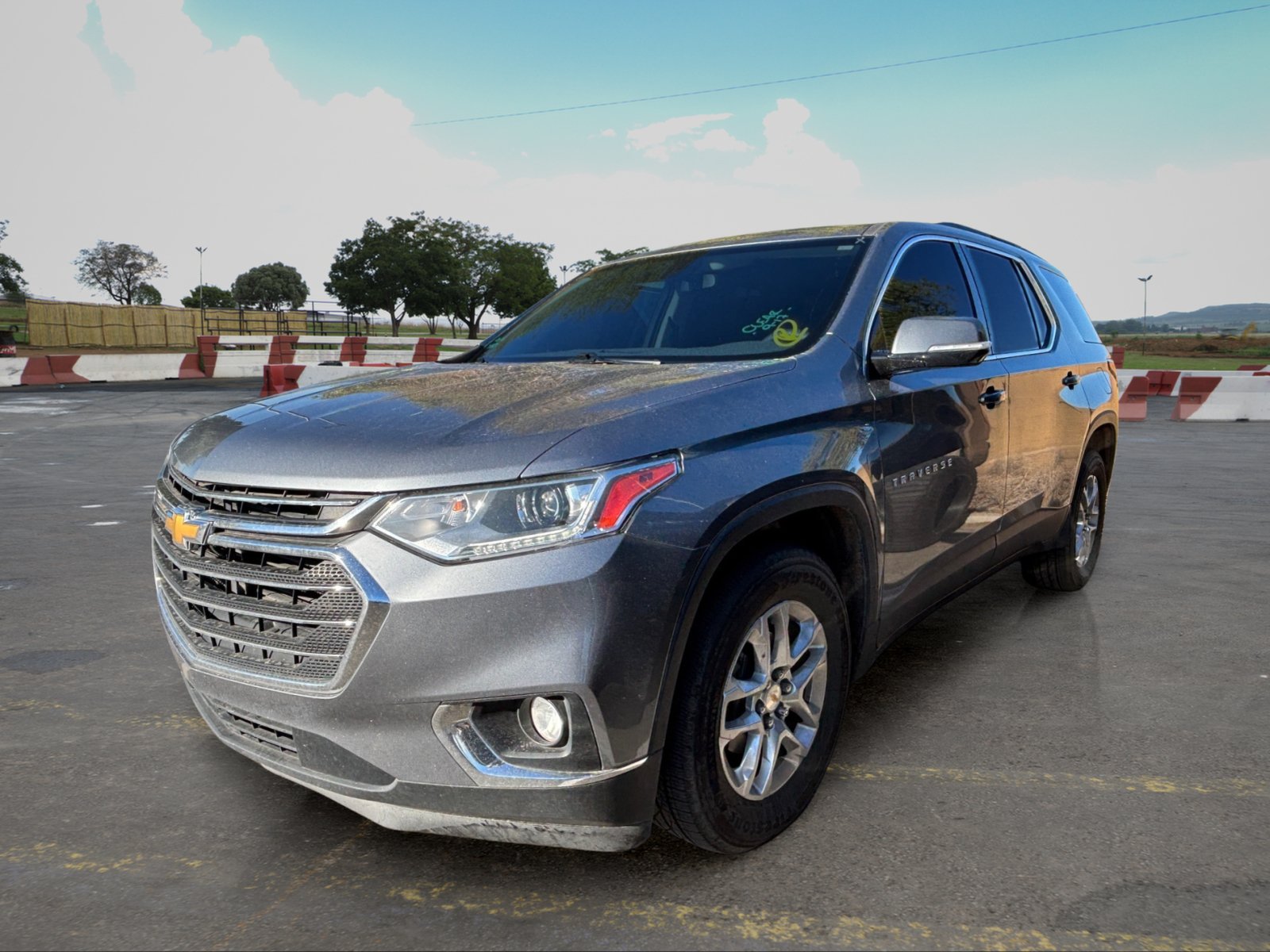 Used 2019 Chevrolet Traverse LT FWD image 5