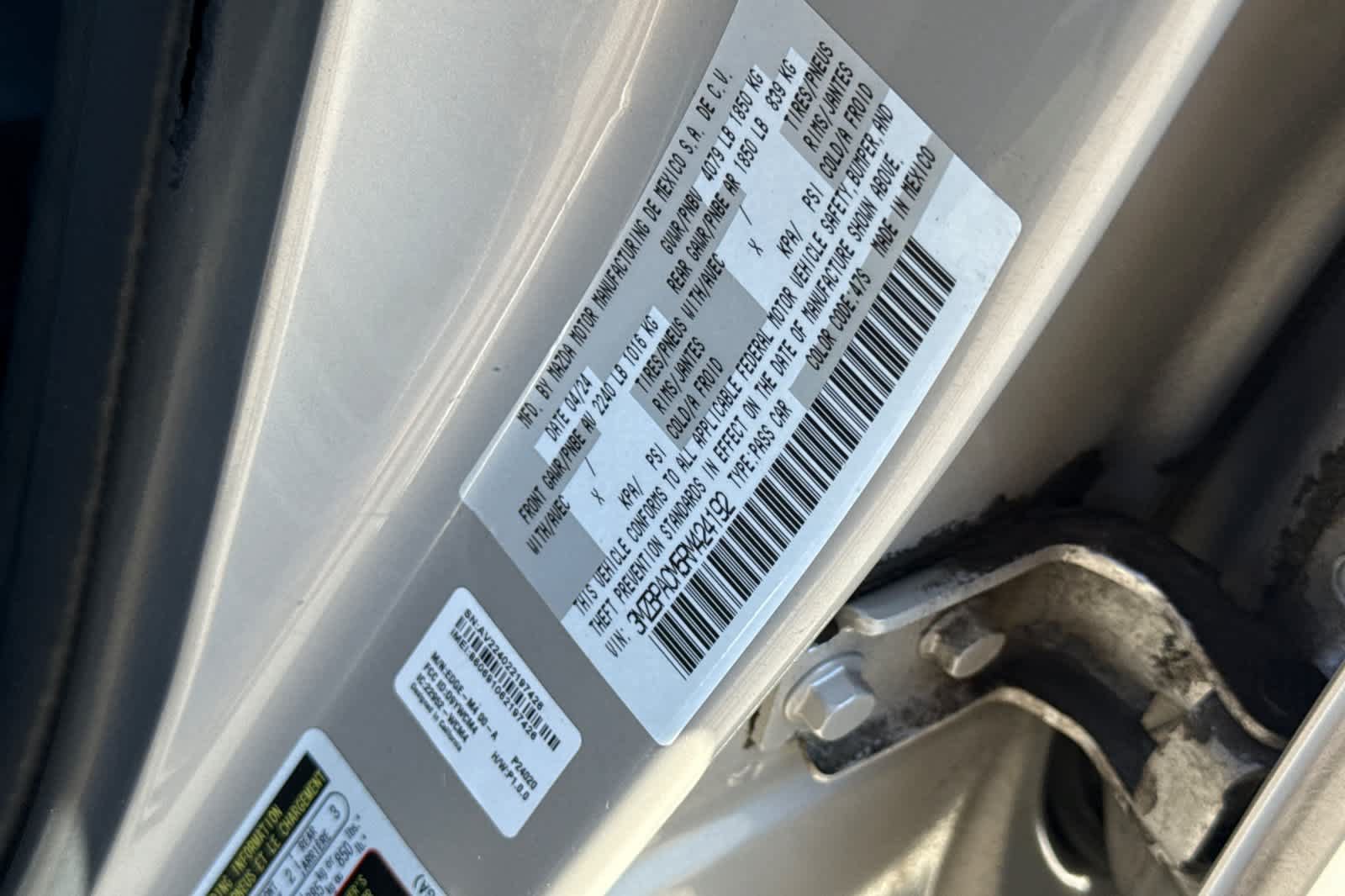 Used 2024 MAZDA MAZDA3 s FWD image 31