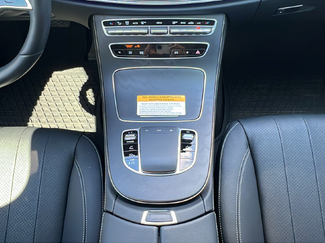 Used 2023 Mercedes-Benz E 350 4MATIC Sedan image 17