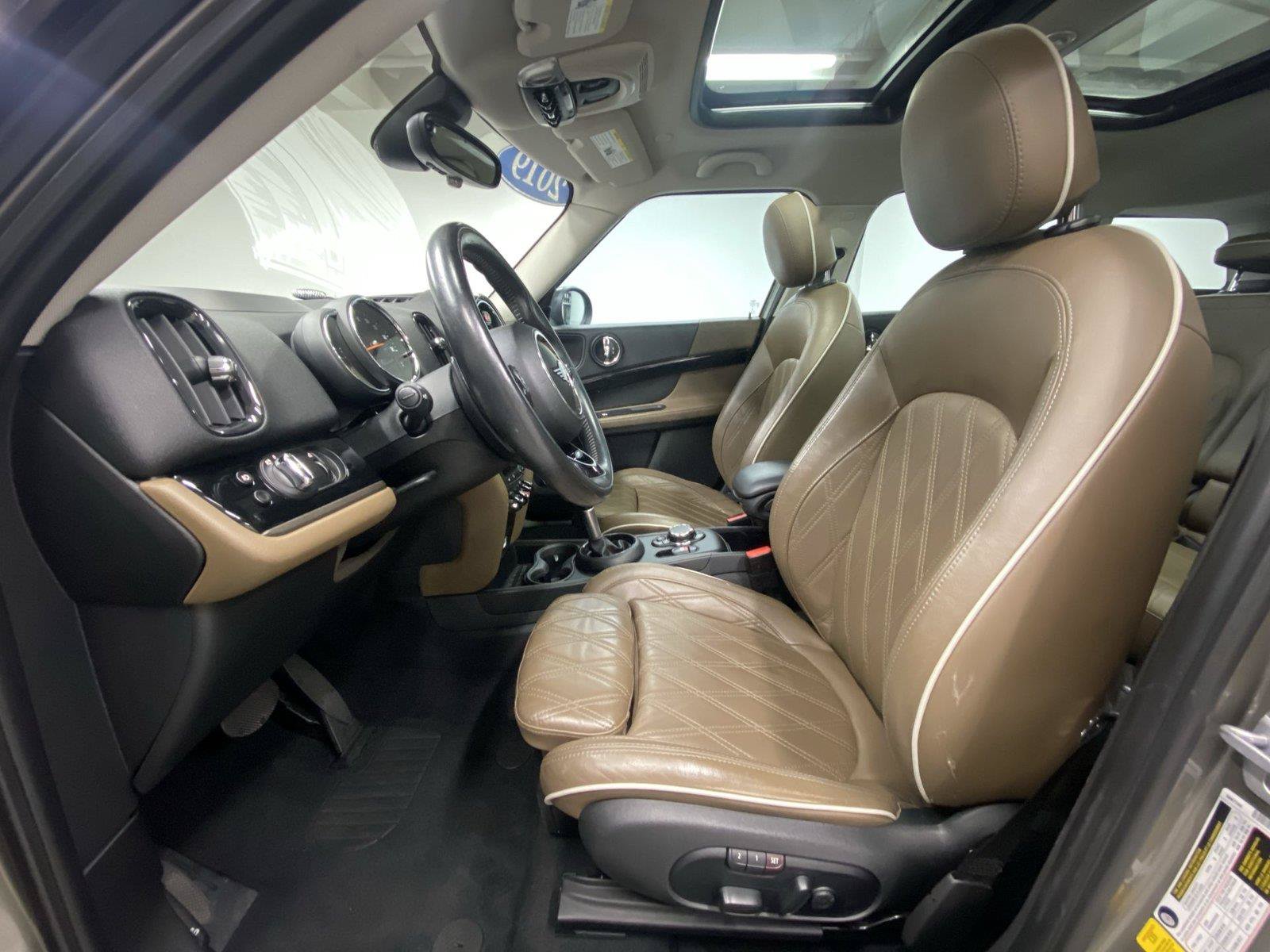 Used 2019 MINI Cooper Countryman S w/ Driver Assistance Package FWD image 17