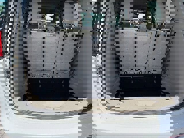 Used 2021 Chrysler Voyager Lxi image 25