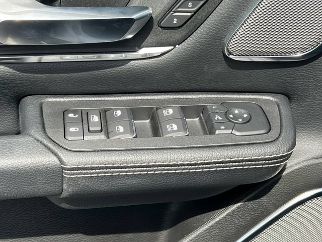 New 2026 RAM 1500 Laramie AWD/4WD image 18