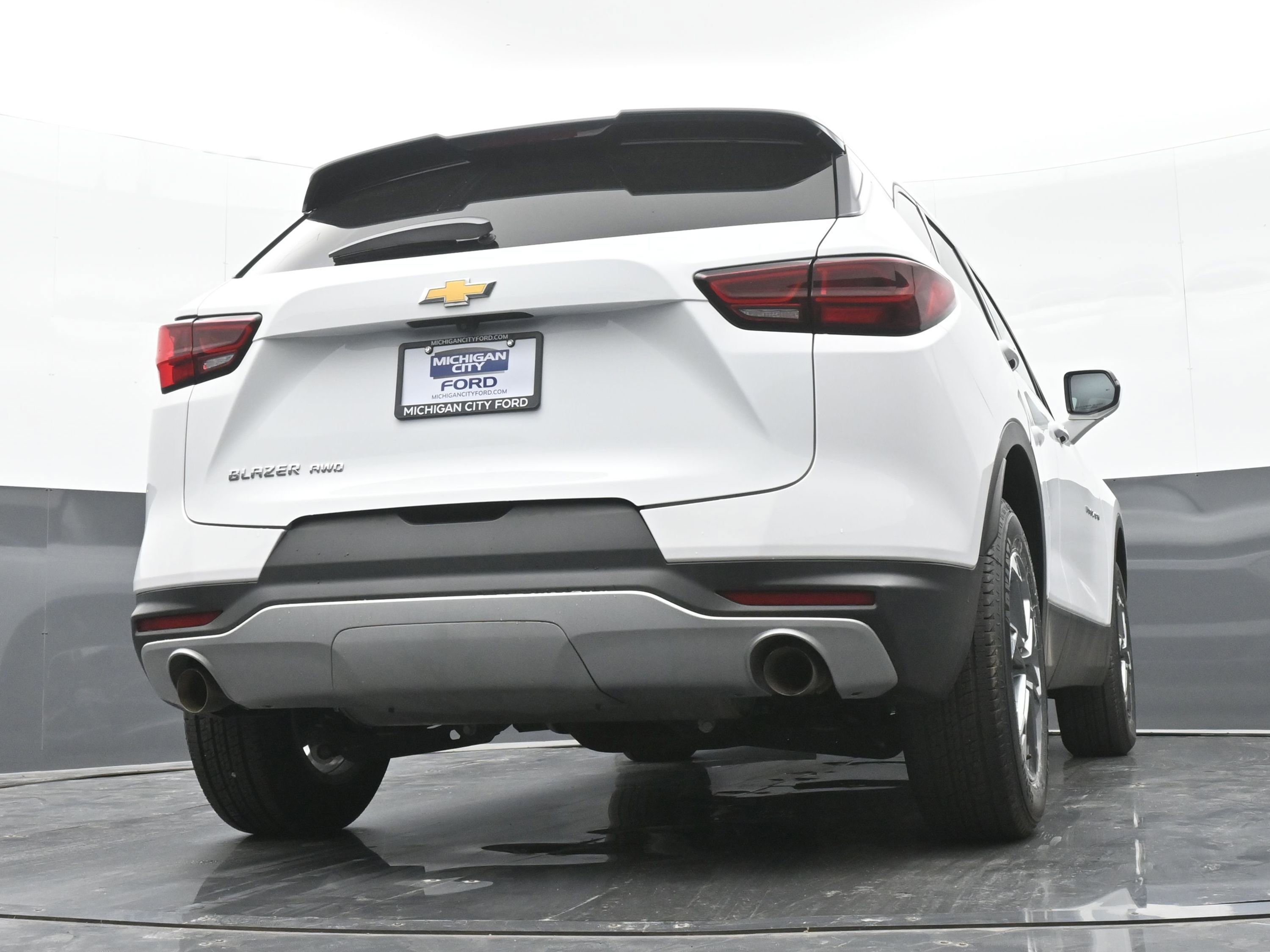 Used 2023 Chevrolet Blazer LT AWD/4WD image 37