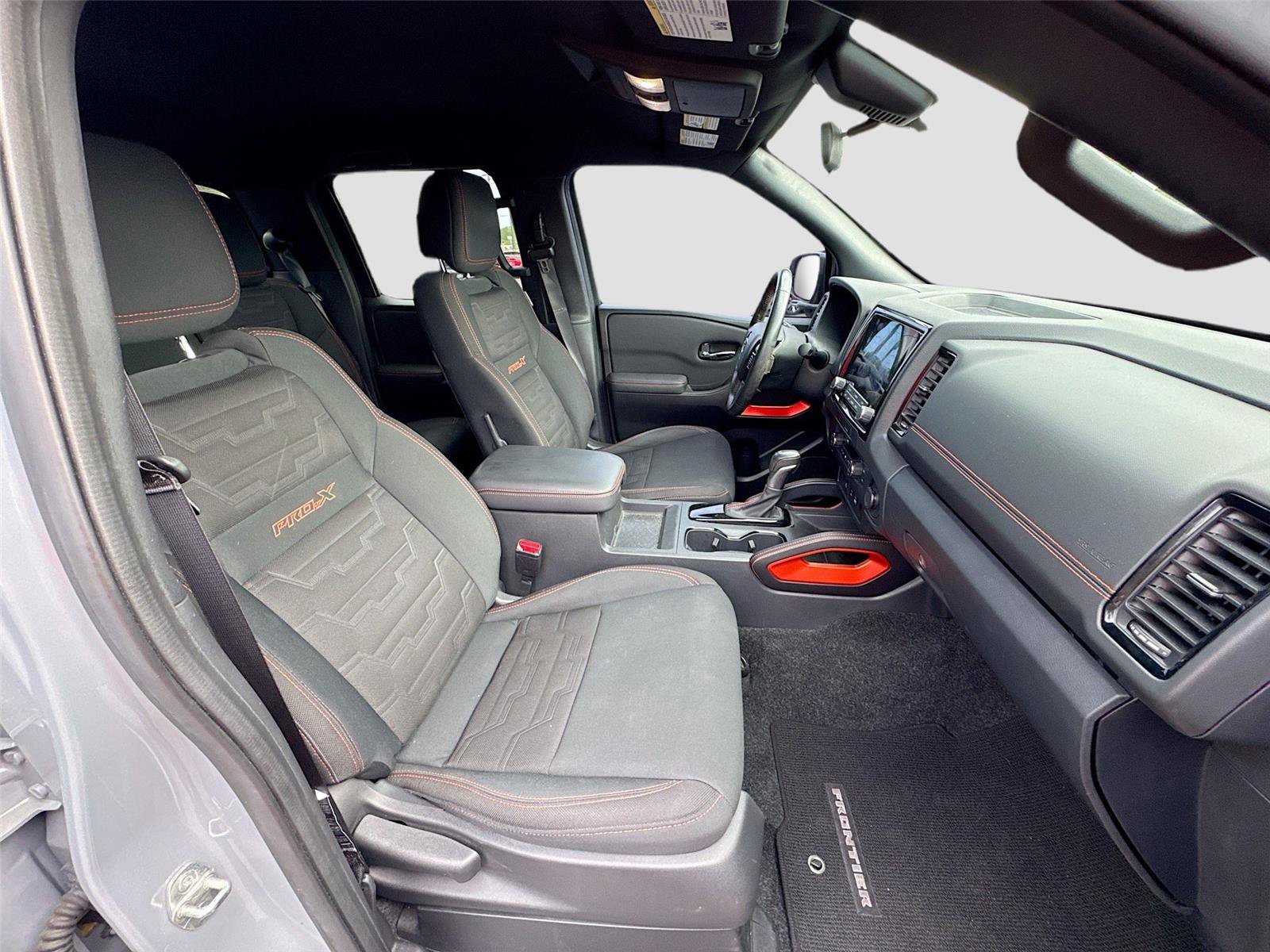 Used 2022 Nissan Frontier Pro-X w/ Technology Package image 14