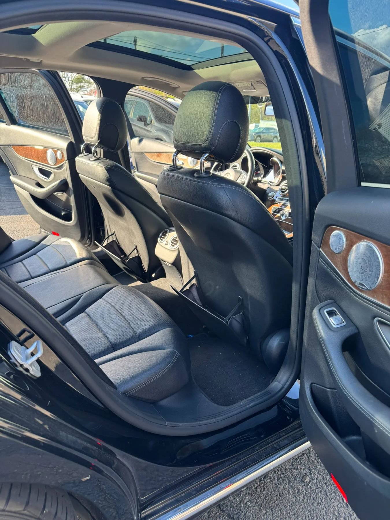 Used 2015 Mercedes-Benz C 300 4MATIC Sedan image 26