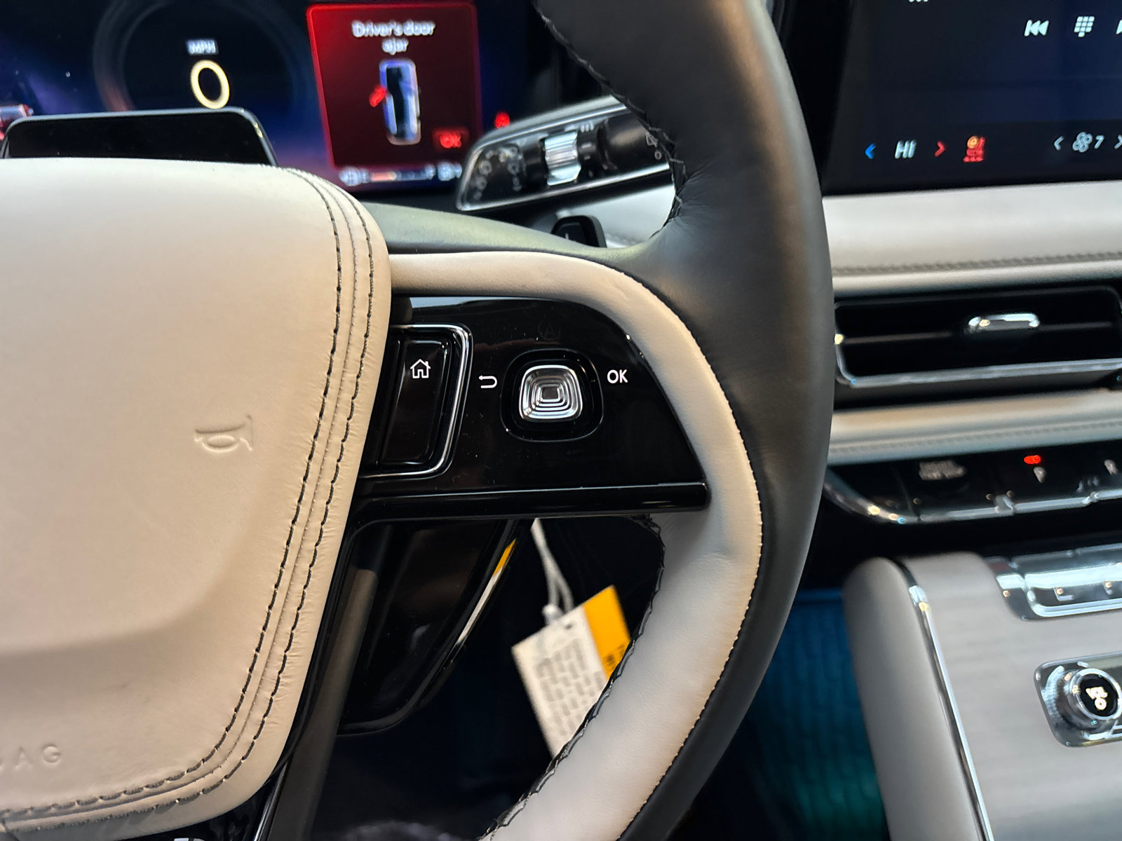 New 2026 Lincoln Aviator Reserve w/ Illumination Package image 18