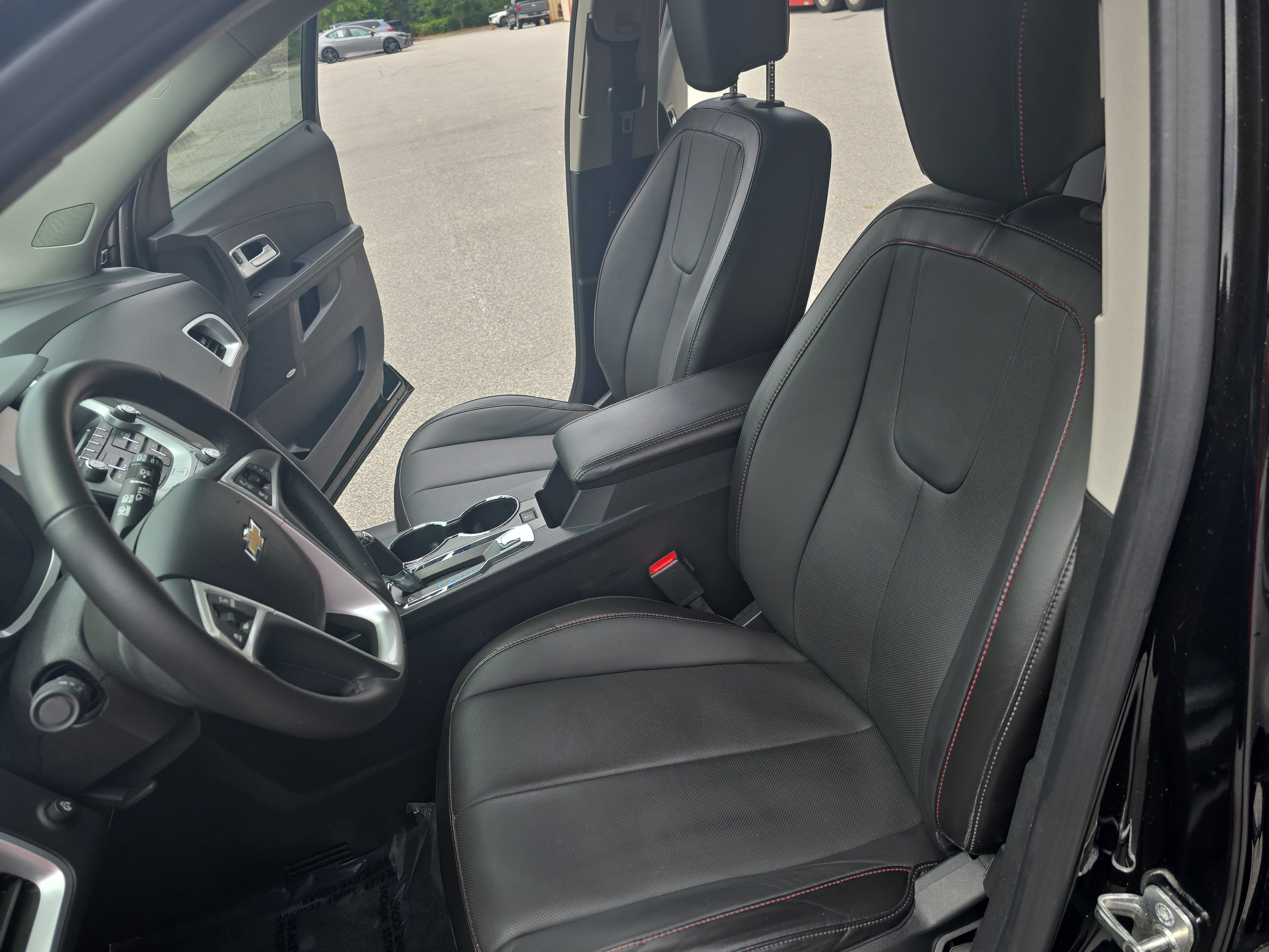 Used 2017 Chevrolet Equinox Premier w/ Enhanced Convenience Package FWD image 15