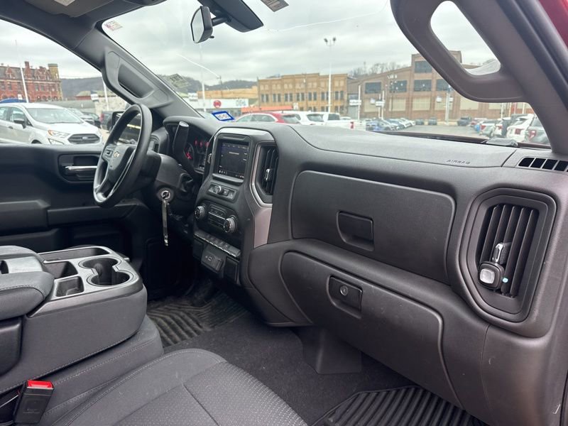Used 2022 Chevrolet Silverado 1500 Custom w/ LPO, Dark Essentials Package image 10