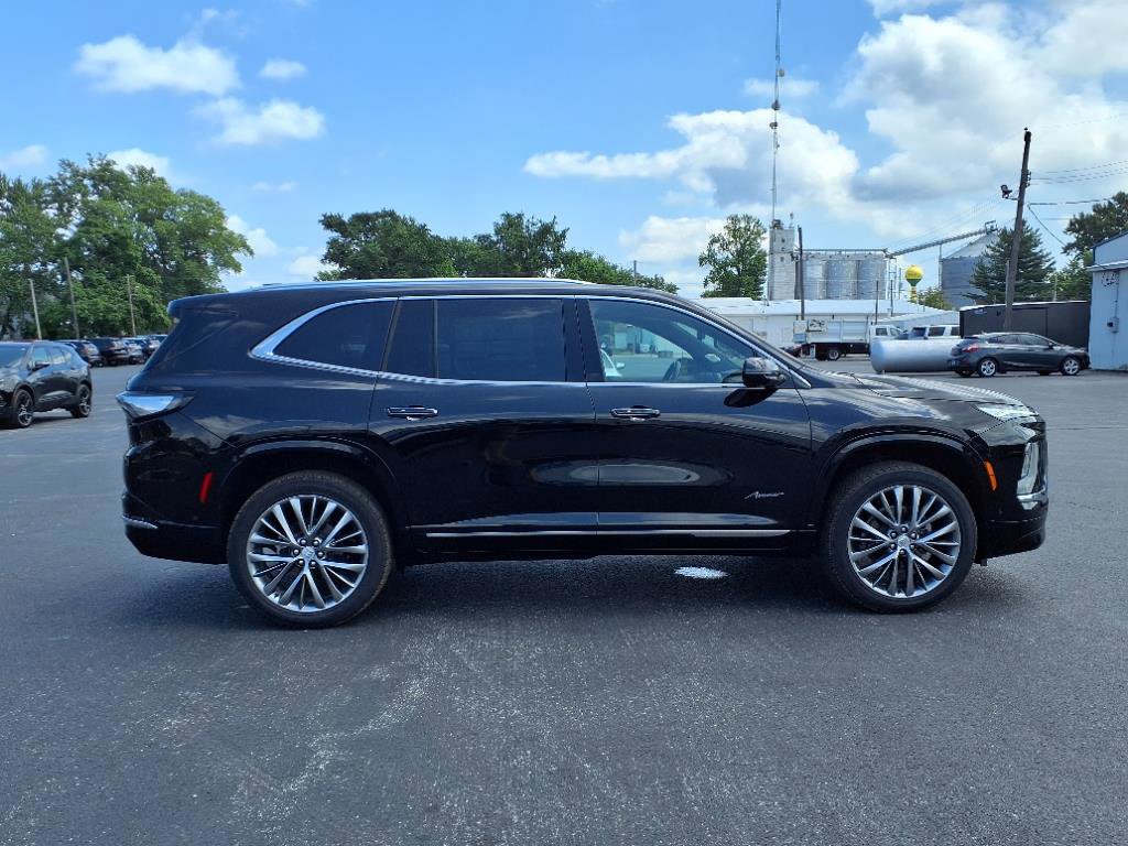Used 2025 Buick Enclave Avenir w/ Super Cruise Package image 5