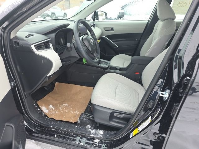 Used 2026 Toyota Corolla Cross L FWD image 8
