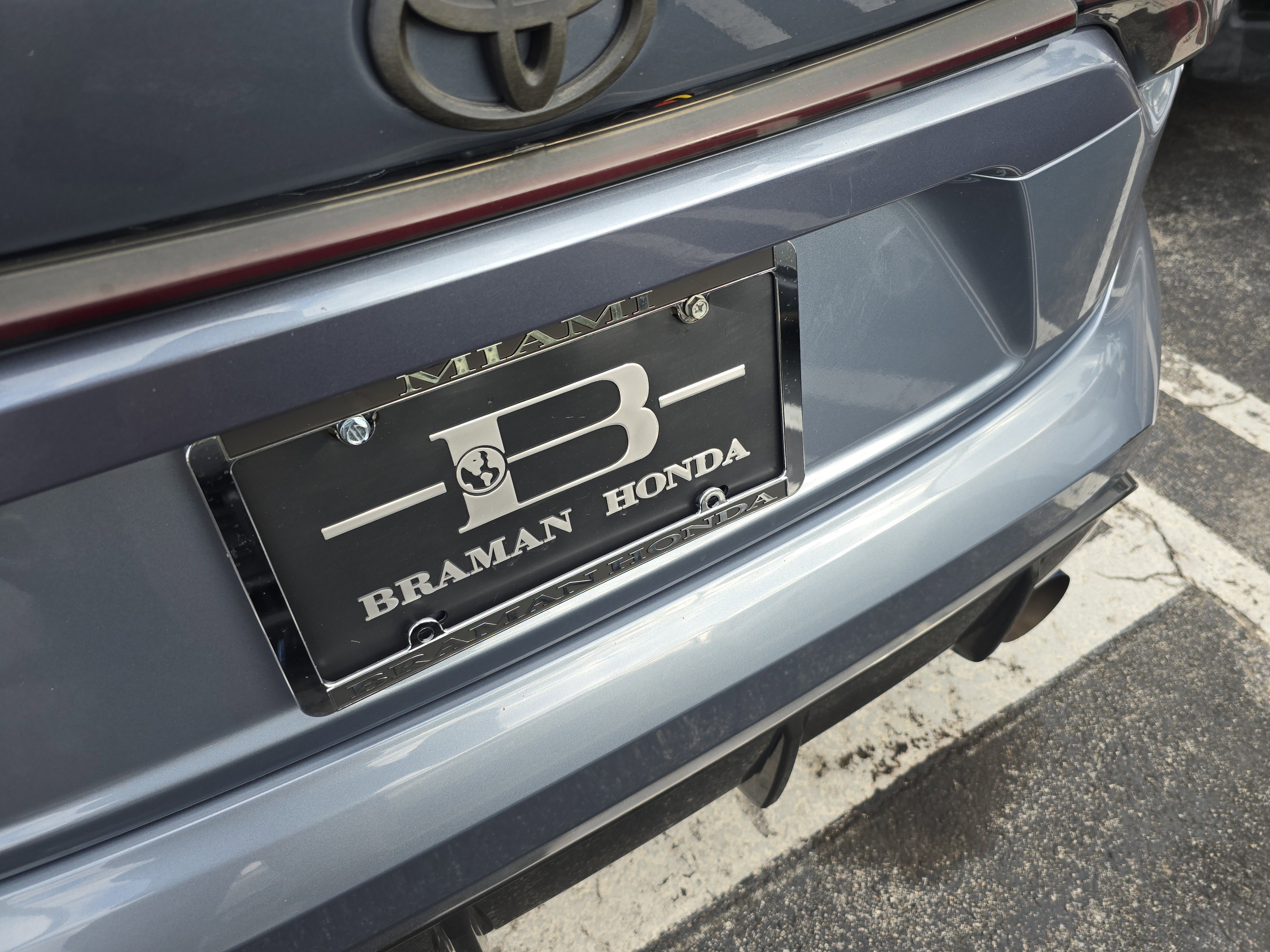 Used 2023 Toyota Corolla SE image 6