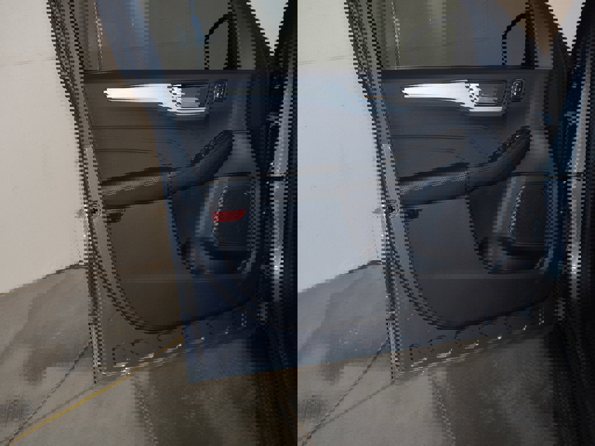 New 2025 Ford Escape SE w/ PHEV Premium Package image 36