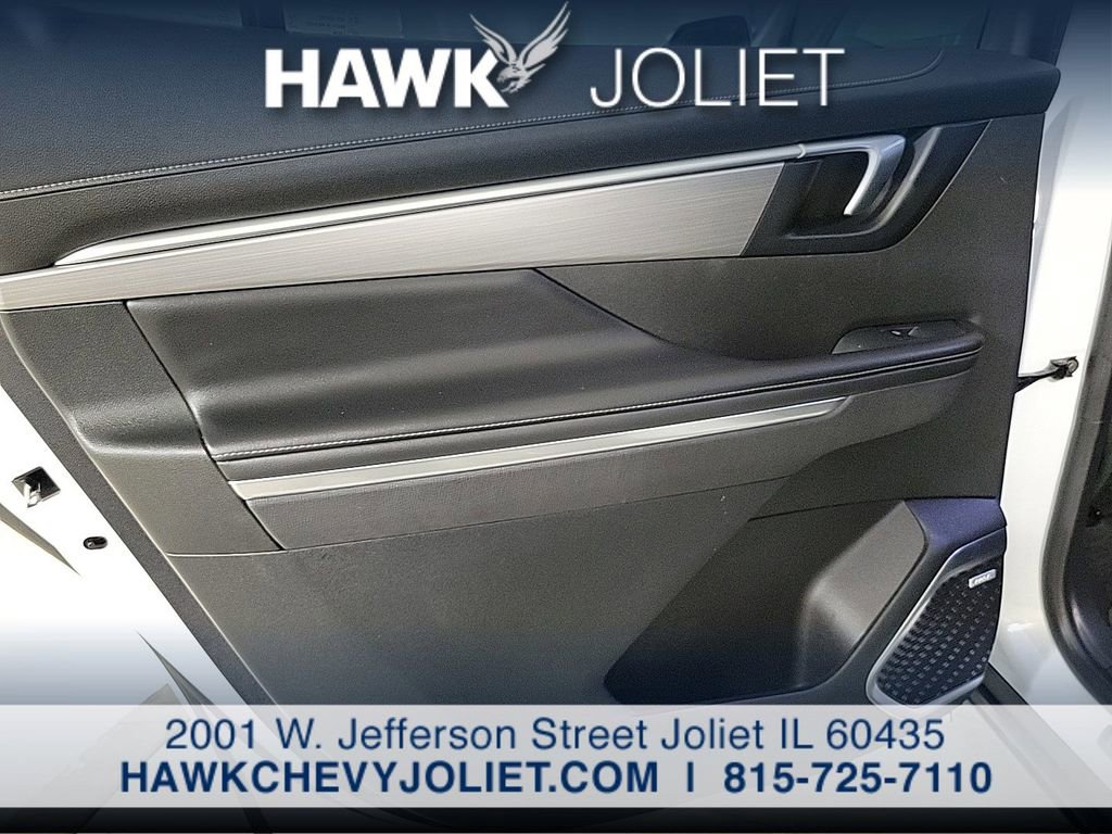 Used 2025 Buick Enclave Preferred image 21