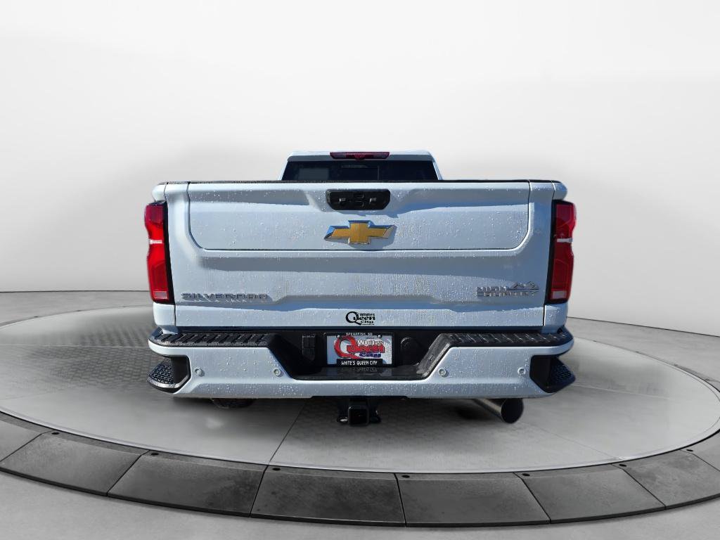 New 2026 Chevrolet Silverado 2500 High Country w/ High Country Premium Package AWD/4WD image 4