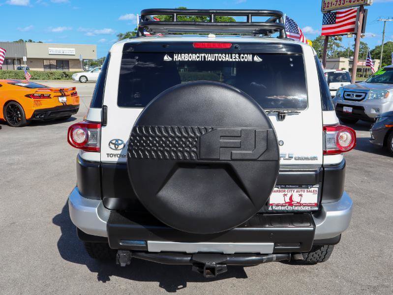 Used 2014 Toyota FJ Cruiser 4WD w/ Upgrade Package image 4