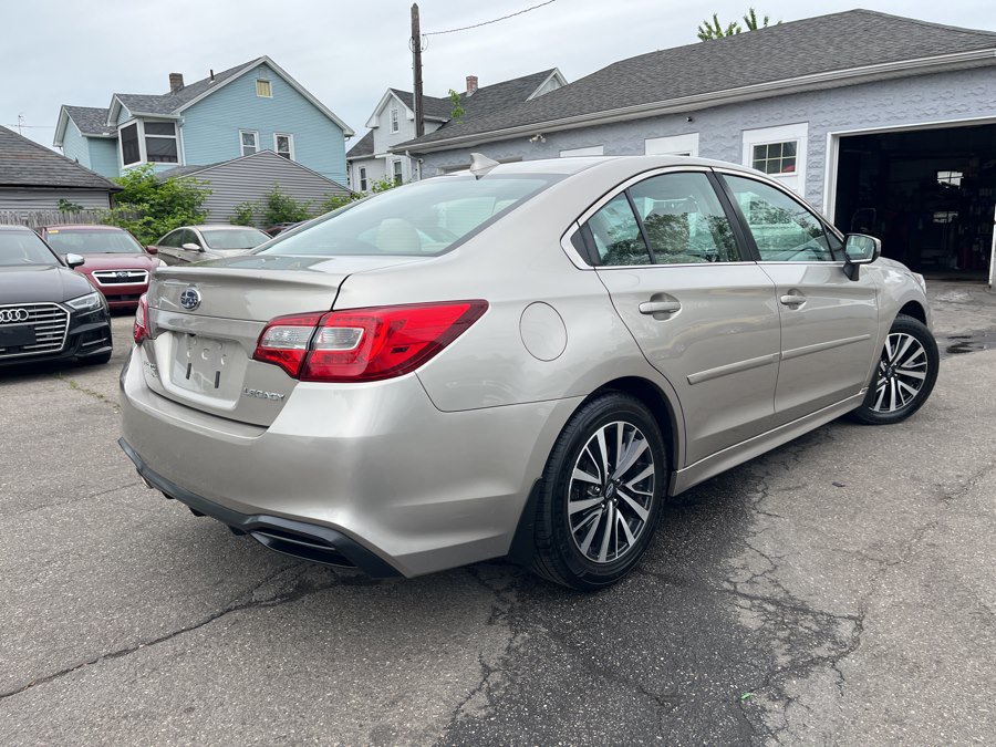 Used 2018 Subaru Legacy 2.5i Premium AWD/4WD image 5