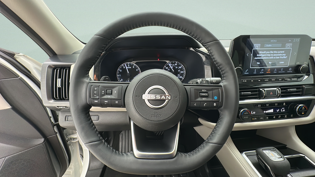 Used 2024 Nissan Pathfinder SL AWD/4WD image 15