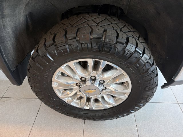 Certified 2024 Chevrolet Silverado 2500 LTZ w/ LTZ Convenience Package AWD/4WD image 15