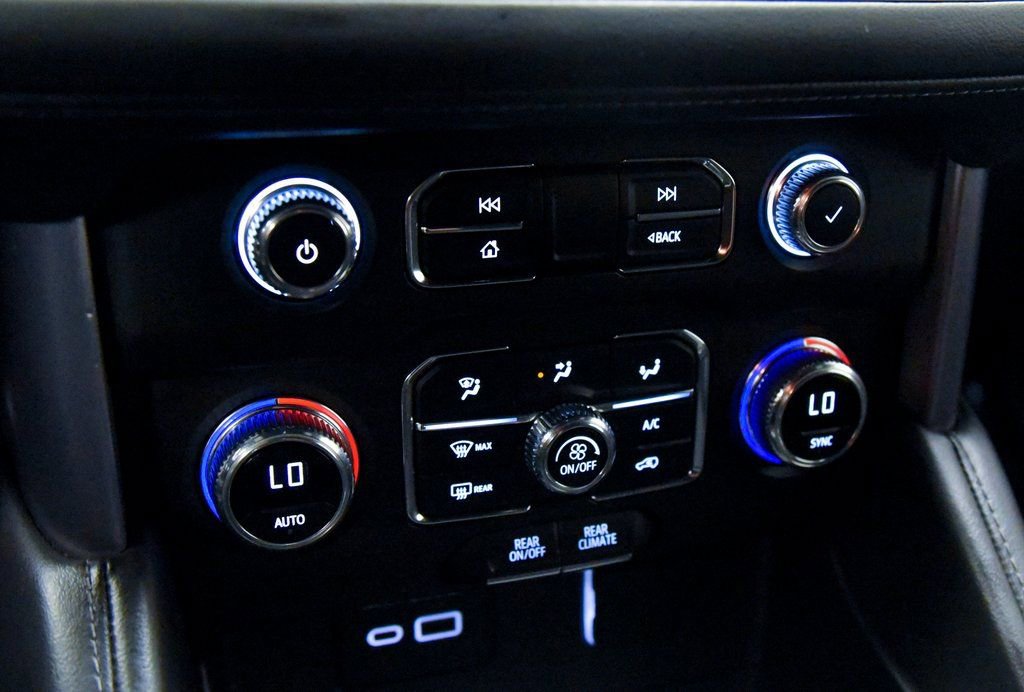 Used 2024 GMC Yukon SLE AWD/4WD image 22