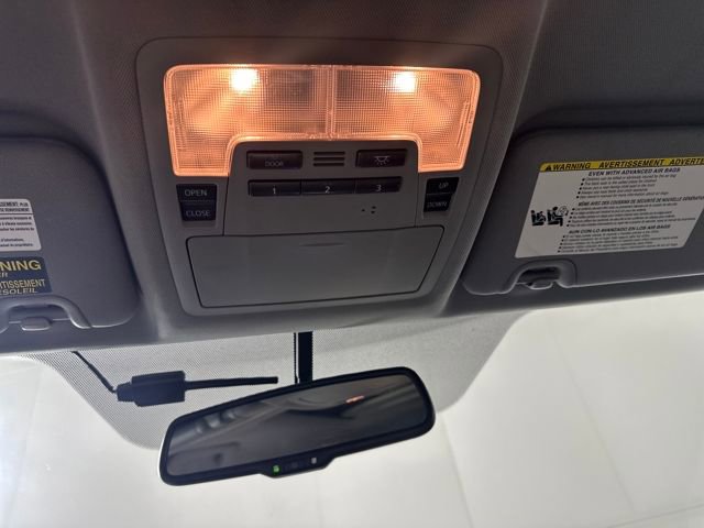 Used 2015 Toyota Highlander XLE image 24