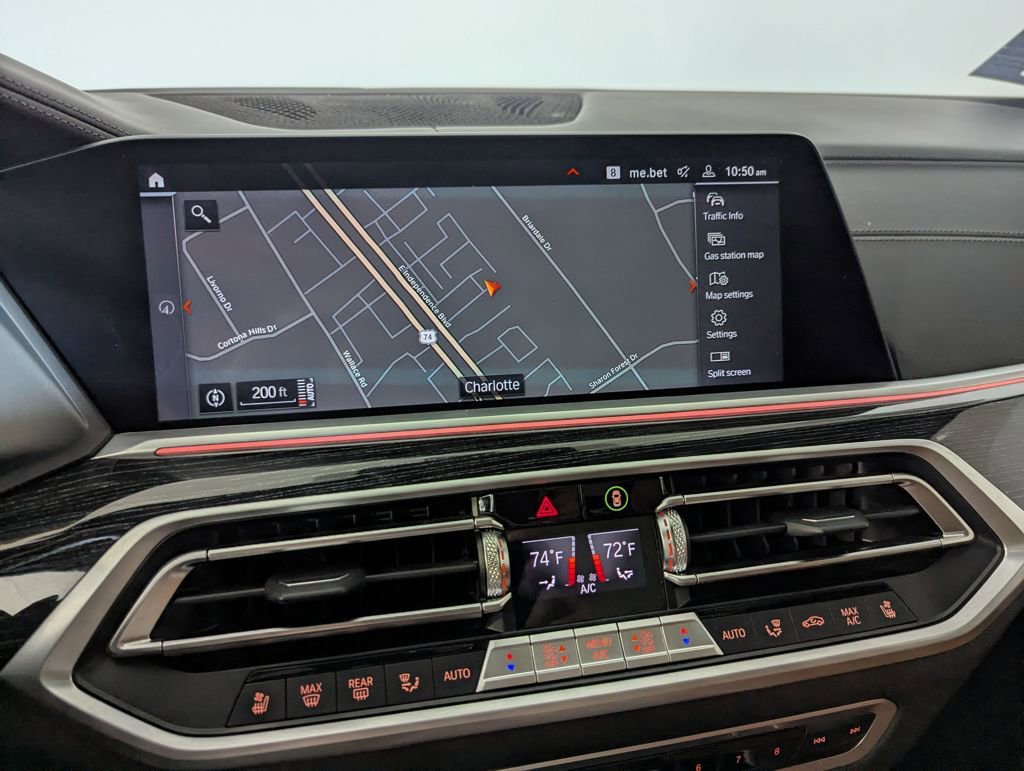 Used 2021 BMW X7 M50i image 10