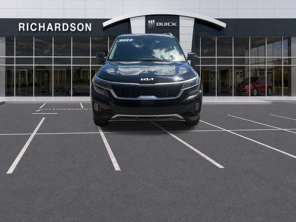 Used 2023 Kia Seltos SX AWD/4WD image 9