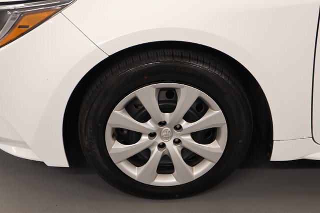 Used 2024 Toyota Corolla LE FWD image 7