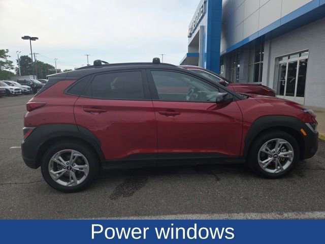Used 2023 Hyundai Kona SEL AWD/4WD image 5