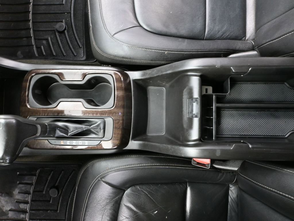 Used 2016 GMC Canyon SLT image 33