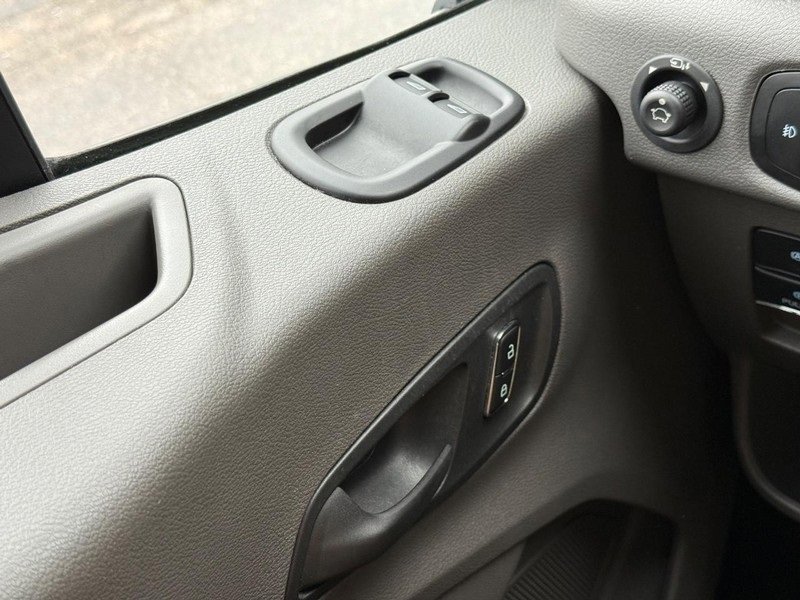 Certified 2024 Ford Transit 350 XLT image 20