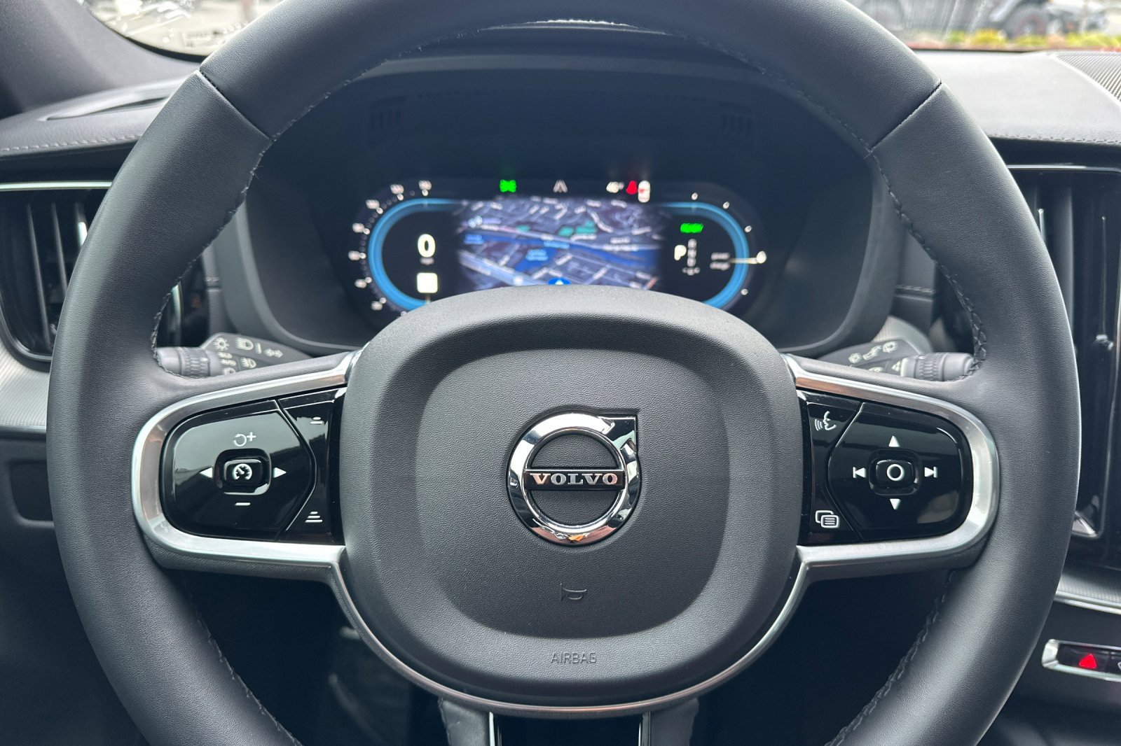 Certified 2023 Volvo XC60 T8 Ultimate image 26