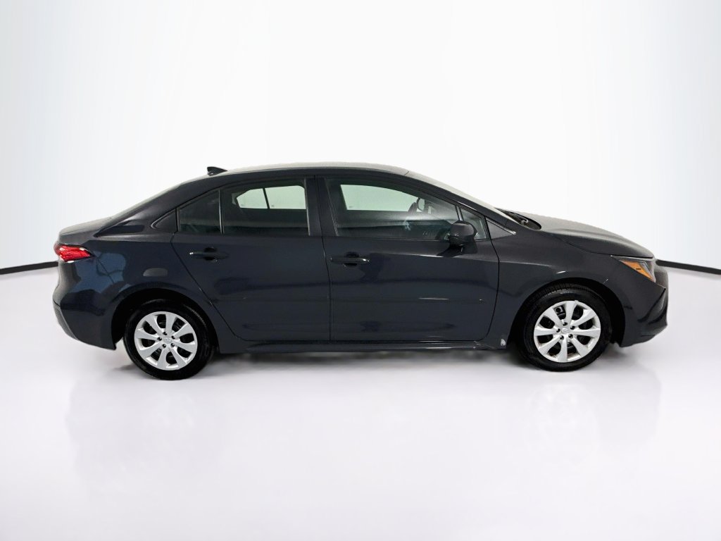 Used 2026 Toyota Corolla LE w/ Carpet Mat Package (TMS) FWD image 4