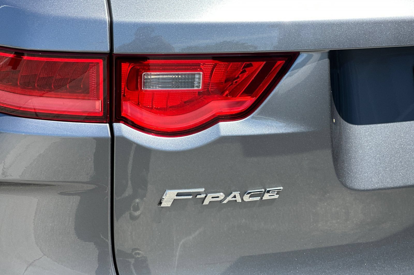 Used 2020 Jaguar F-PACE SVR AWD/4WD image 39