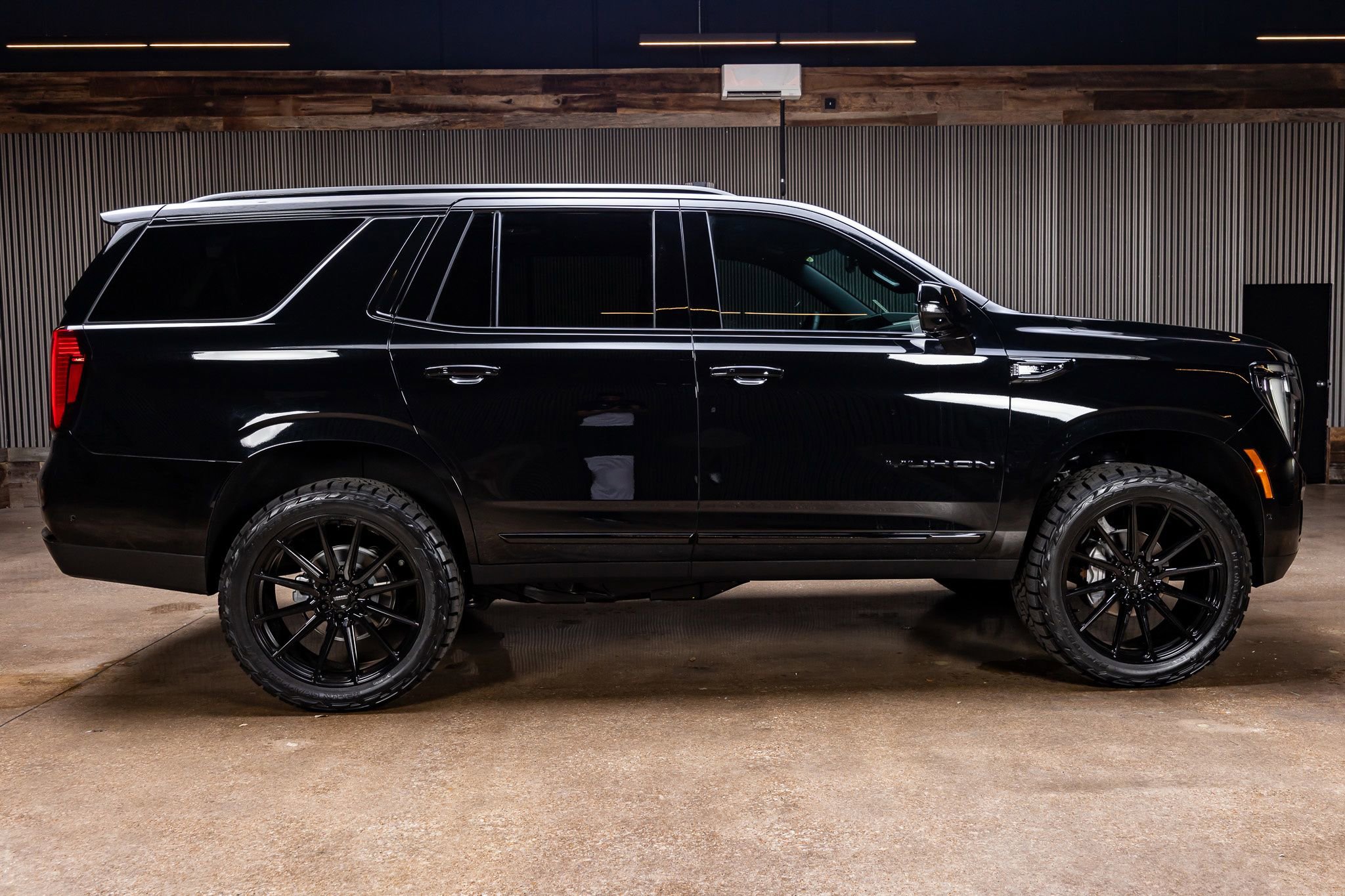 Used 2026 GMC Yukon Elevation image 11